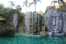 asia gardens piscina angkor