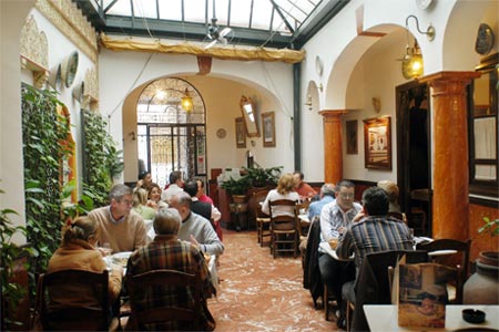 Dónde comer en Córdoba centro bien y barato: restaurantes, tabernas, bodegas…