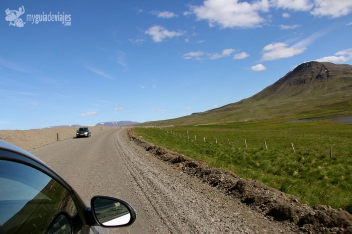 conducir en islandia