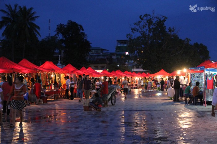 mercado nocturno vientiane