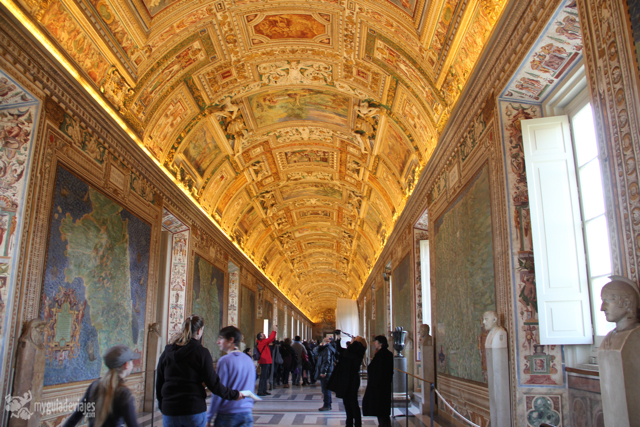 Interior de los Museos Vaticanos