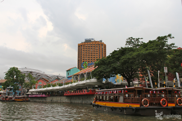 barco por singapur