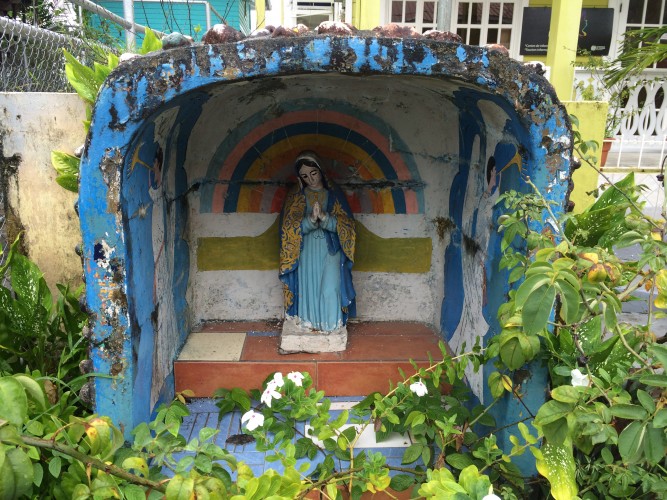 Virgen en Bocas Town